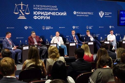 Анатолий Козлачков: регулярный рынок оборота криптовалюты требует создания замкнутого правового контура